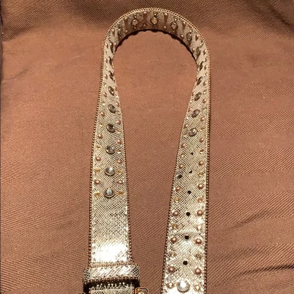 Leather bedazzled embellished belt worn once